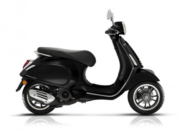 Vespa Primavera 125 S černá