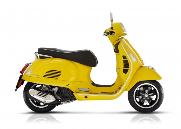 Vespa GTS Super 125 žlutá