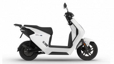  EM1 e