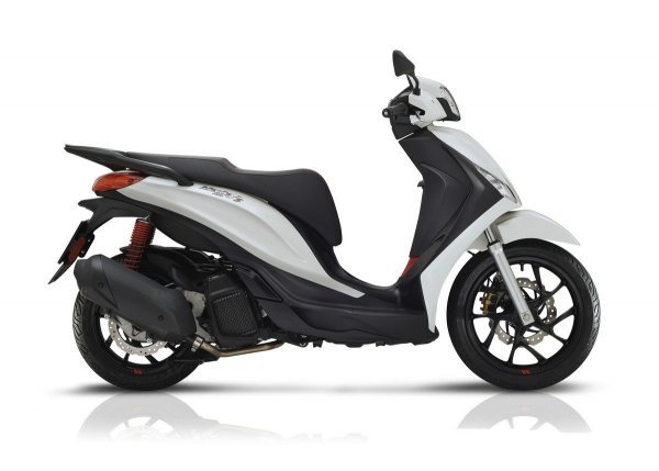 Piaggio Medley S 125 bílá