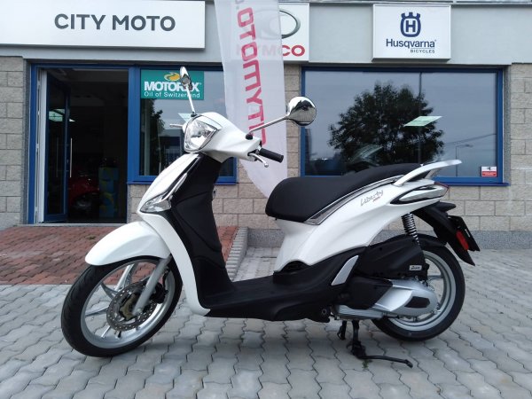 Piaggio Liberty 125 bílá